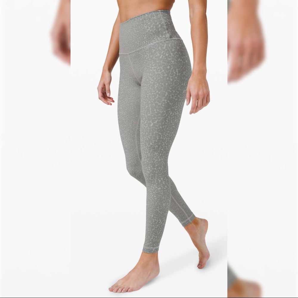 NWT Lululemon Align HR pant 28” Sz4, CCSM